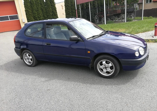 Toyota Corolla cena 4700 przebieg: 144000, rok produkcji 1999 z Sobótka małe 379